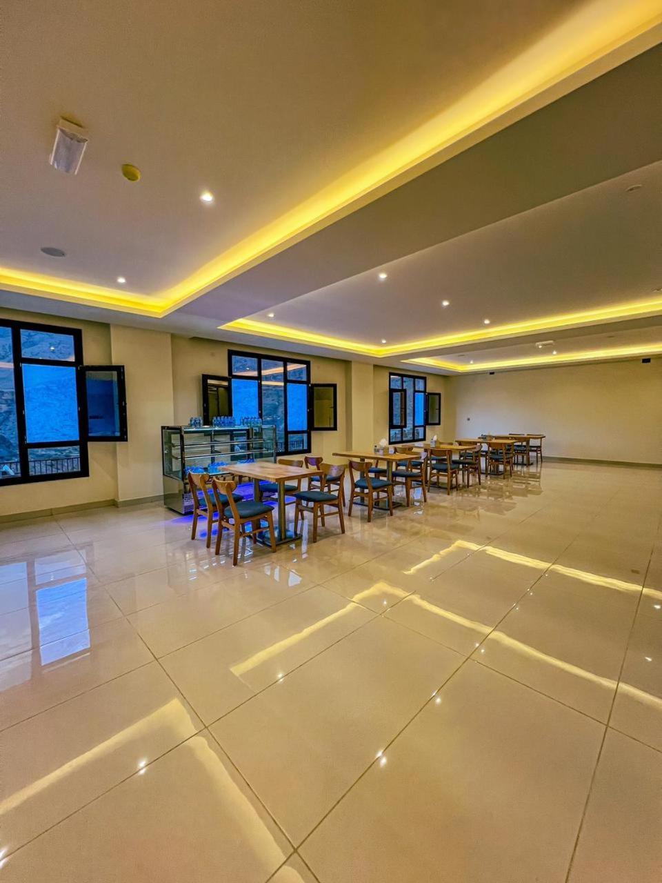 Season Inn Hotel_Bald Sayt Rustaq Esterno foto